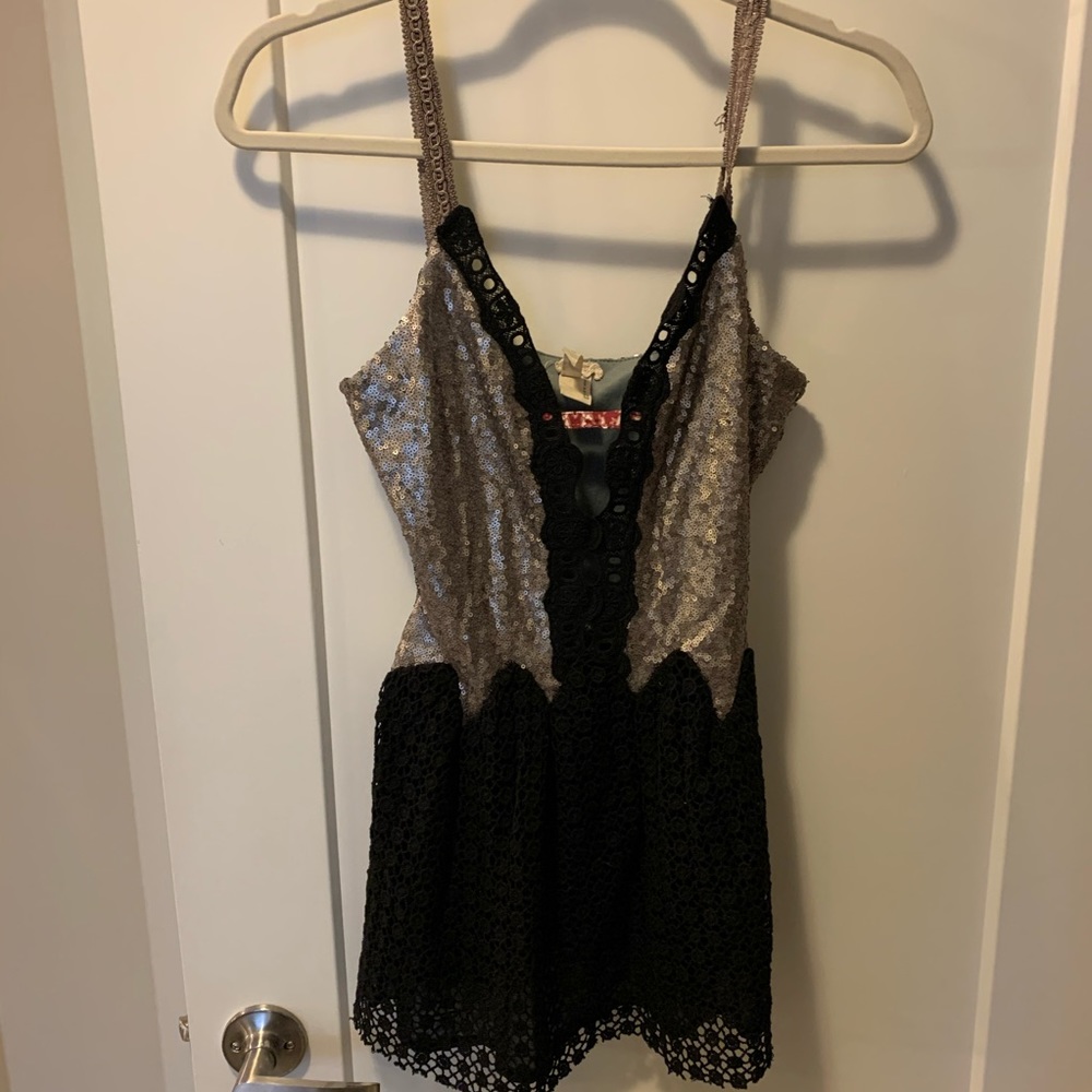 Black Gimmicks Tank Top